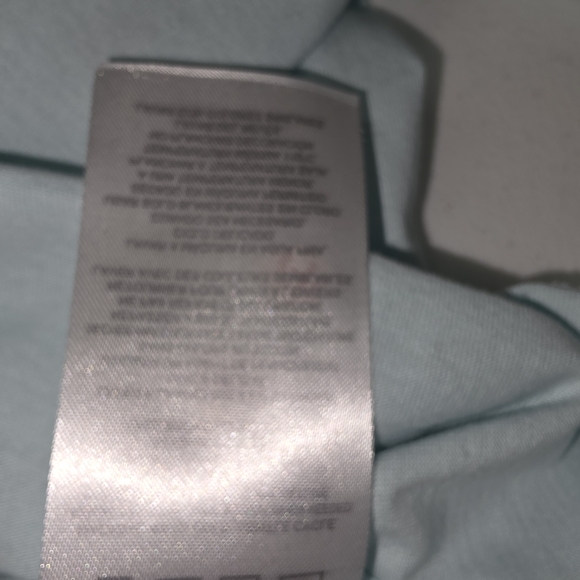 Hurley Surf Co Men's XL Light Blue Embossed Logo T -Shirt Coastal Surf Shirt - Picture 8 of 9